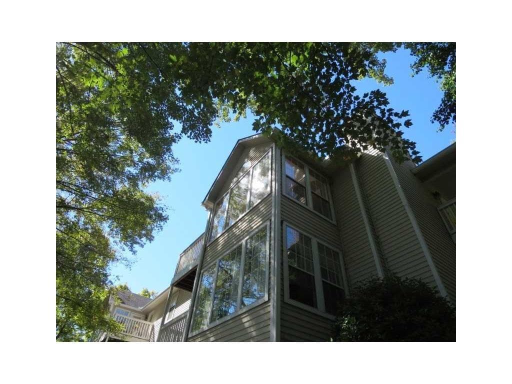2 bedroom, 1,100 sq ft condominium sold at 704 GETTYSBURG Place, Atlanta, GA 30350