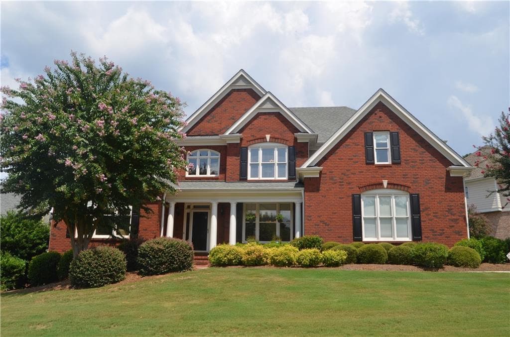 5 bedroom, 4,304 sq ft single family residence sold at 1162 Rising Moon Trail, Snellville, GA 30078