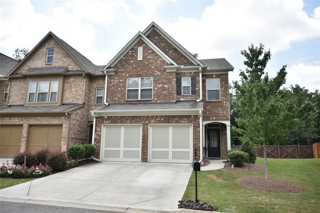 3 bedroom, 1,828 sq ft townhouse sold at 1640 Winshire Cove, Alpharetta, GA 30004