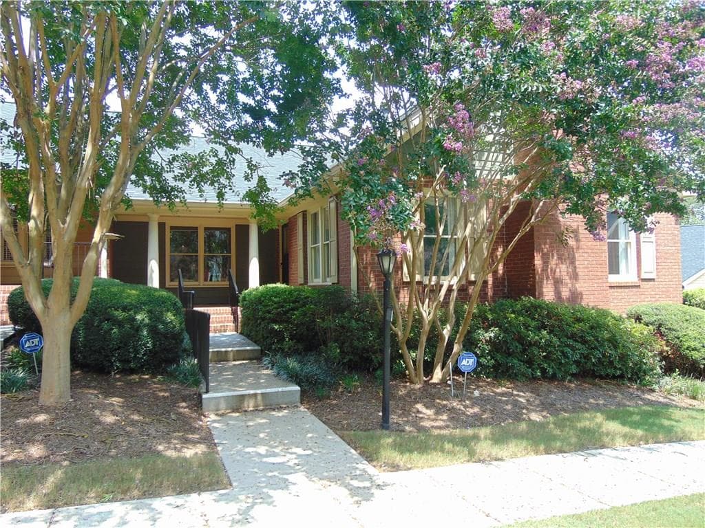 1400 Winston Place 1400, Decatur, GA 30033 — most recent listing photo