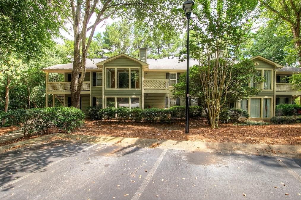 2 bedroom condominium sold at 410 Natchez Trace 410, Sandy Springs, GA 30350