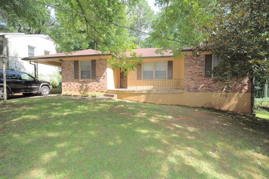 3 bedroom, 1,232 sq ft single family residence sold at 2716 Rollingwood Lane, Atlanta, GA 30316