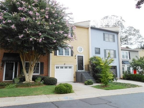 222 Forkner Drive 29, Decatur, GA 30030 — most recent listing photo