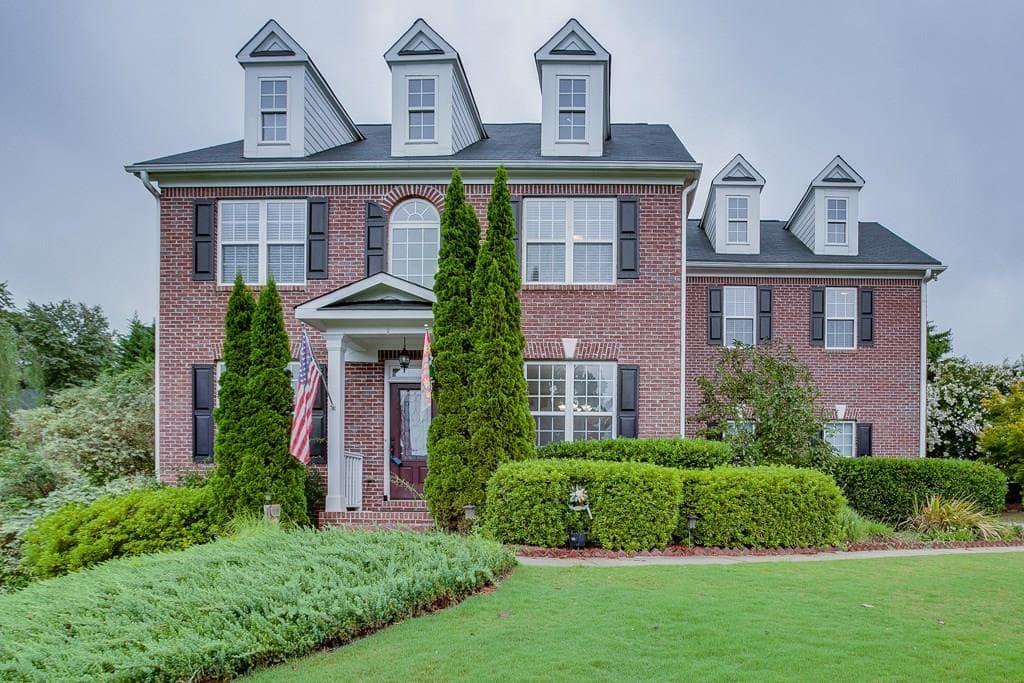 5915 Lake Windsor Parkway, Buford, GA 30518 — most recent listing photo