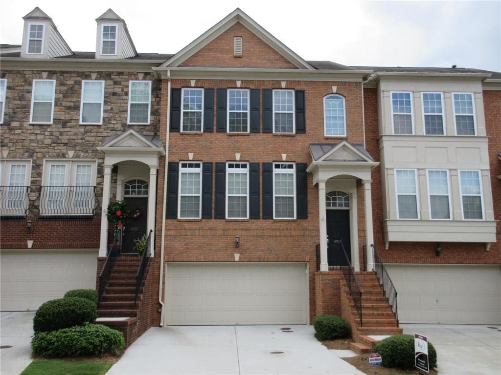 3 bedroom, 2,256 sq ft townhouse sold at 4913 Colchester Court 326, Atlanta, GA 30339
