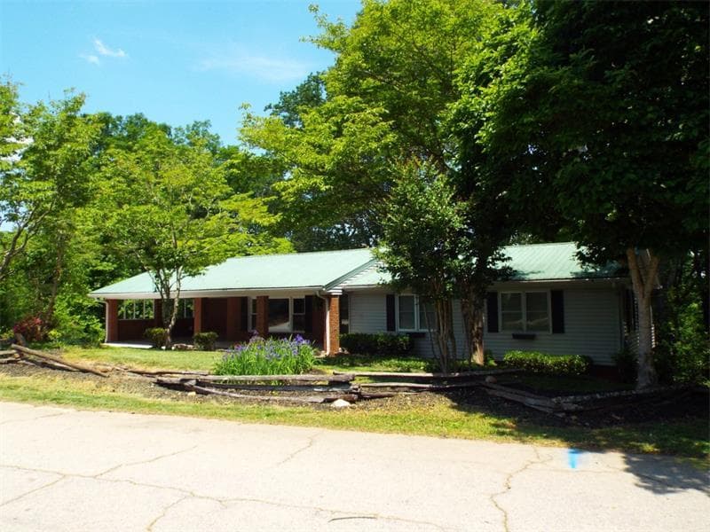 2308 Skyline Drive, Gainesville, GA 30501 — most recent listing photo