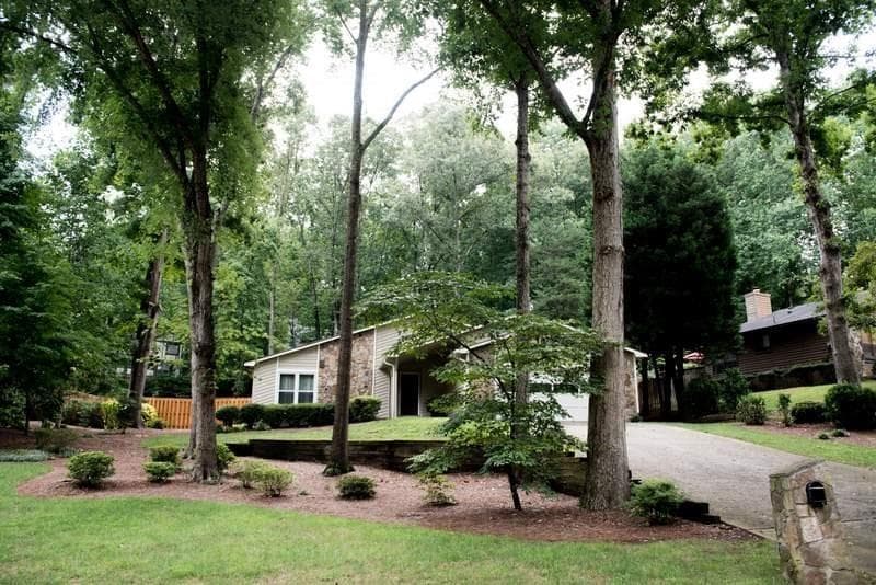 760 Lake Forest Pass, Roswell, GA 30076 — most recent listing photo