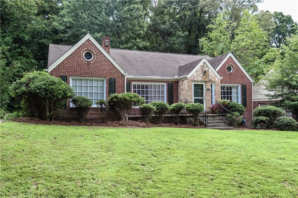 4 bedroom, 2,441 sq ft single family residence sold at 1361 Greenland Drive, Atlanta, GA 30306
