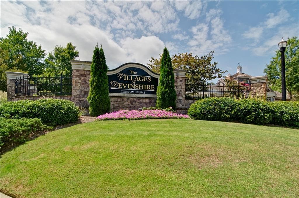 3 bedroom, 2,174 sq ft condominium sold at 222 Edinburgh Court 222, Alpharetta, GA 30004