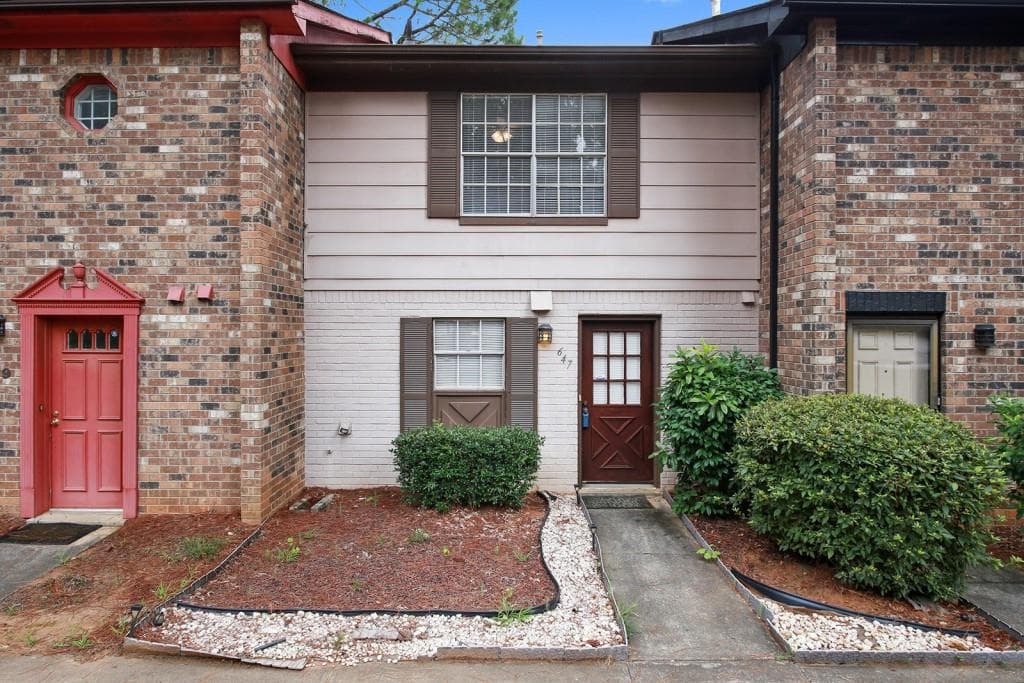 647 Garden Walk Drive 647, Stone Mountain, GA 30083 — most recent listing photo