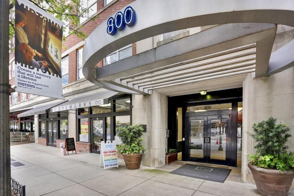 2 bedroom, 1,399 sq ft condominium sold at 800 Peachtree Street 8531, Atlanta, GA 30308