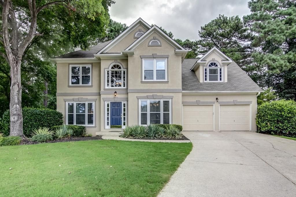 5 bedroom, 3,058 sq ft single family residence sold at 2008 Fairbrook Lane, Woodstock, GA 30189