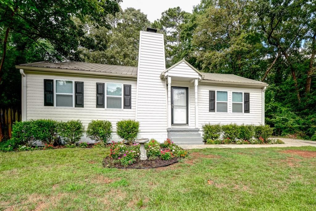 2 bedroom, 960 sq ft single family residence sold at 1619 Jobeth Avenue, Atlanta, GA 30316