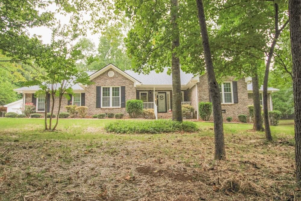 136 Elias Hayes Road, Hoschton, GA 30548 — most recent listing photo