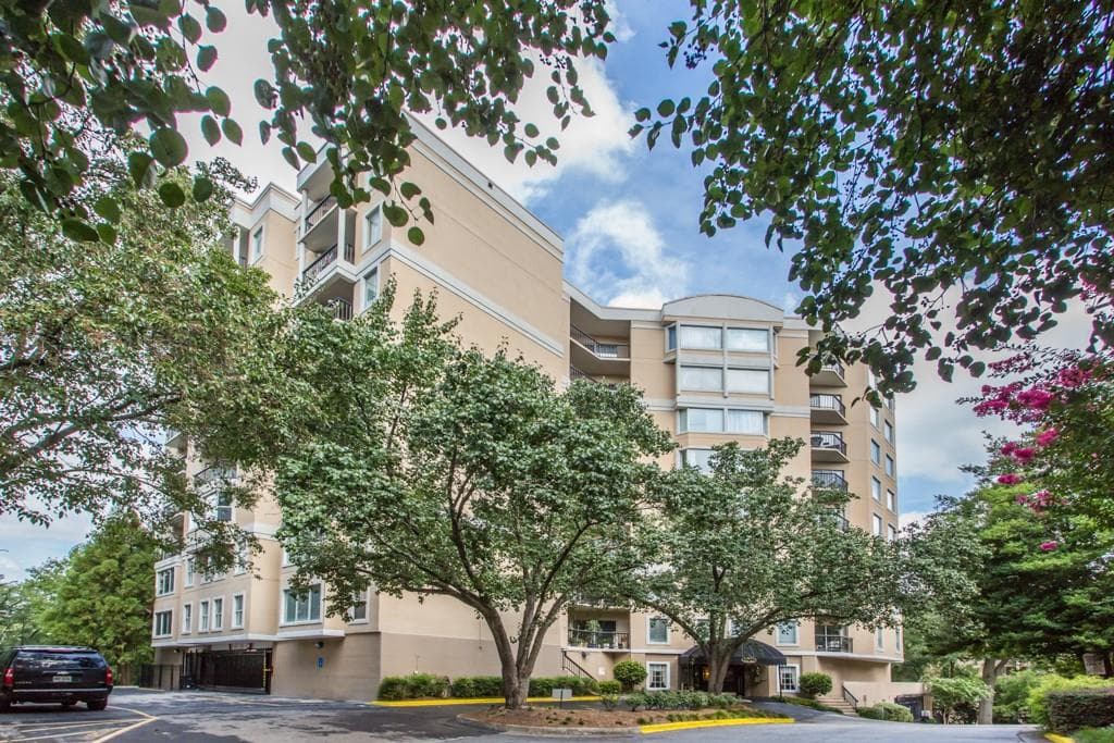 1 Biscayne Drive 110, Atlanta, GA 30309 — most recent listing photo