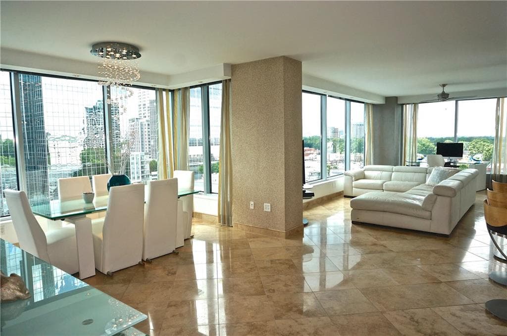 2 bedroom, 1,508 sq ft condominium sold at 3338 Peachtree Road 1209, Atlanta, GA 30326