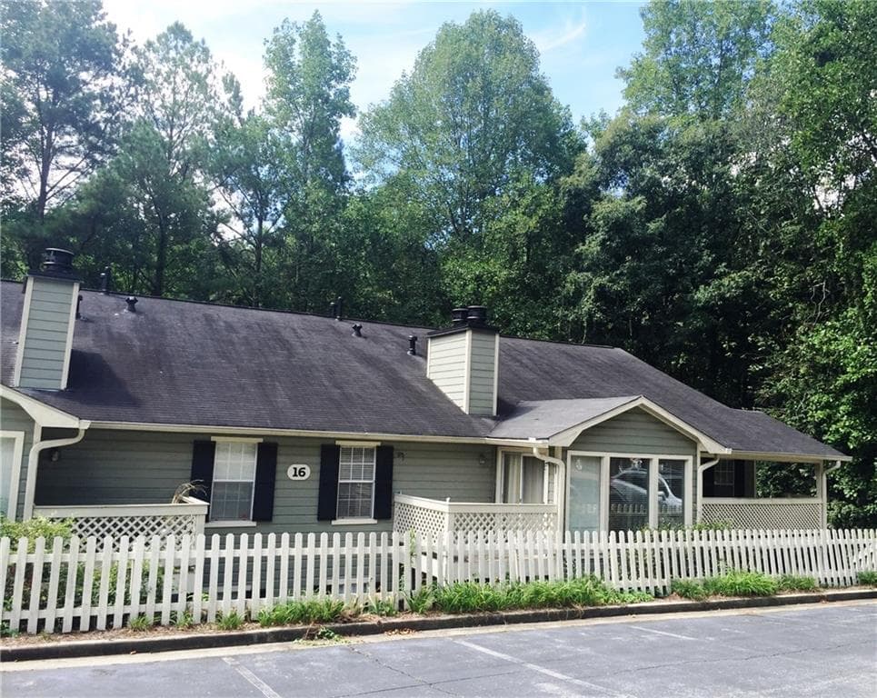 2 bedroom condominium sold at 1610 Vicksburg Place, Sandy Springs, GA 30350