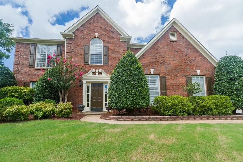 4 bedroom single family residence sold at 37 Saint Aurics Drive, Suwanee, GA 30024