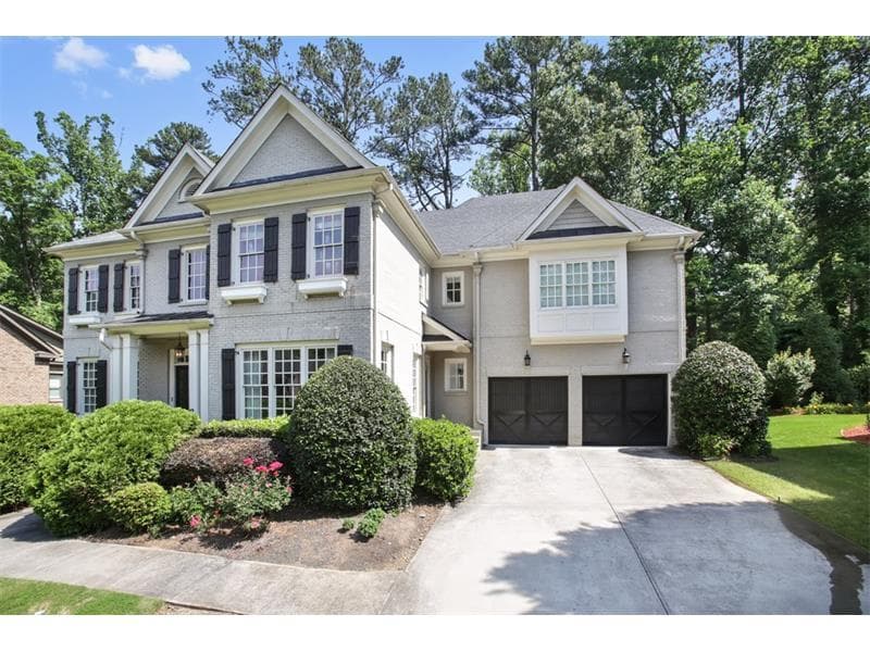 5 bedroom, 7,742 sq ft single family residence sold at 1712 Logans Knoll, Atlanta, GA 30329