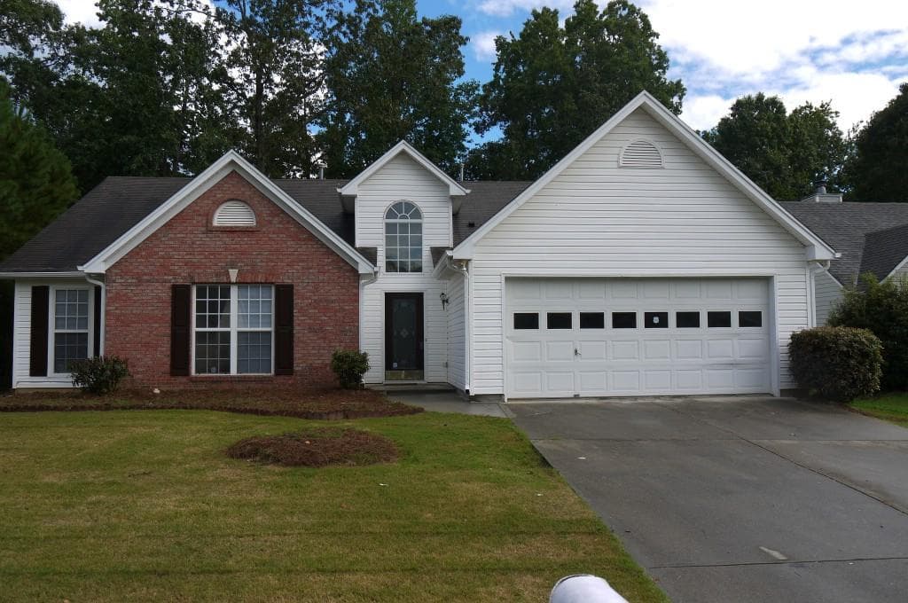385 Victoria Station Boulevard, Lawrenceville, GA 30043 — most recent listing photo