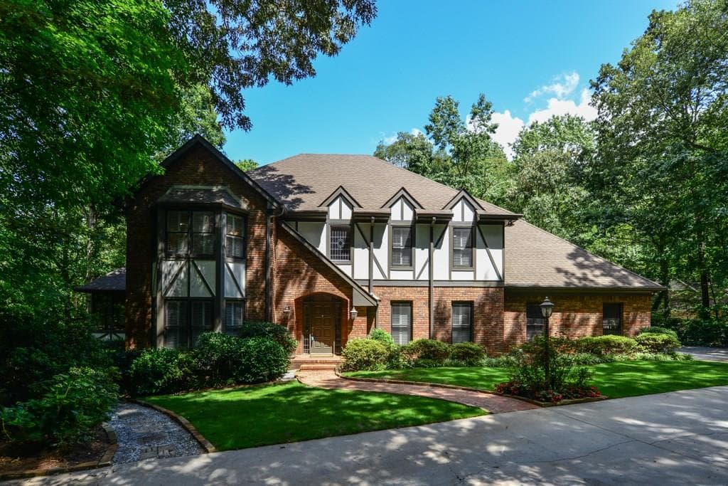 7485 Bridgegate Court, Sandy Springs, GA 30350 — most recent listing photo