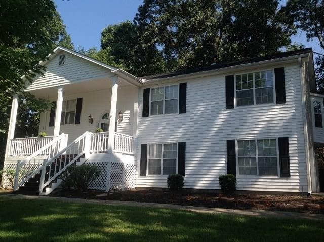 4 bedroom single family residence sold at 717 Kings Court, Bethlehem, GA 30620