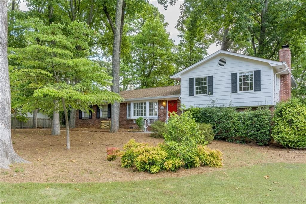 22 Old Farm Road, Marietta, GA 30068 — most recent listing photo