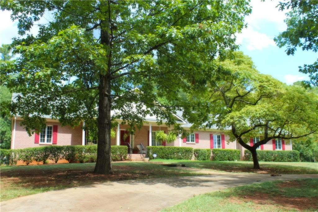 12387 Edgewater Drive, Hampton, GA 30228 — most recent listing photo