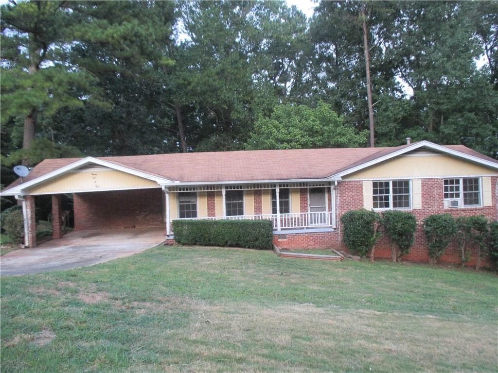 2104 Royal Fox Way, Decatur, GA 30032 — most recent listing photo