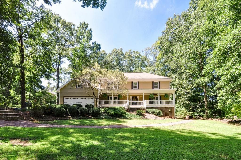 4571 Oakhurst Lane, Alpharetta, GA 30004 — most recent listing photo