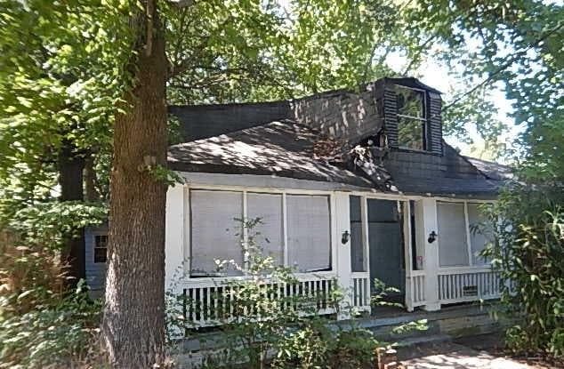 4 bedroom, 1,664 sq ft single family residence sold at 772 Brookline Street, Atlanta, GA 30310
