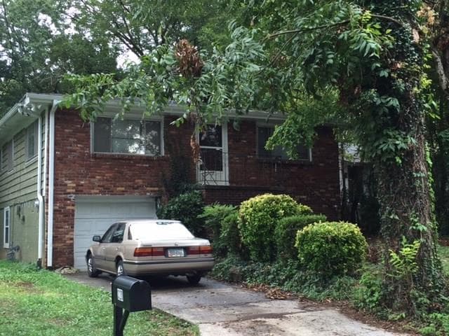 320 Brooks Avenue, Atlanta, GA 30310 — most recent listing photo