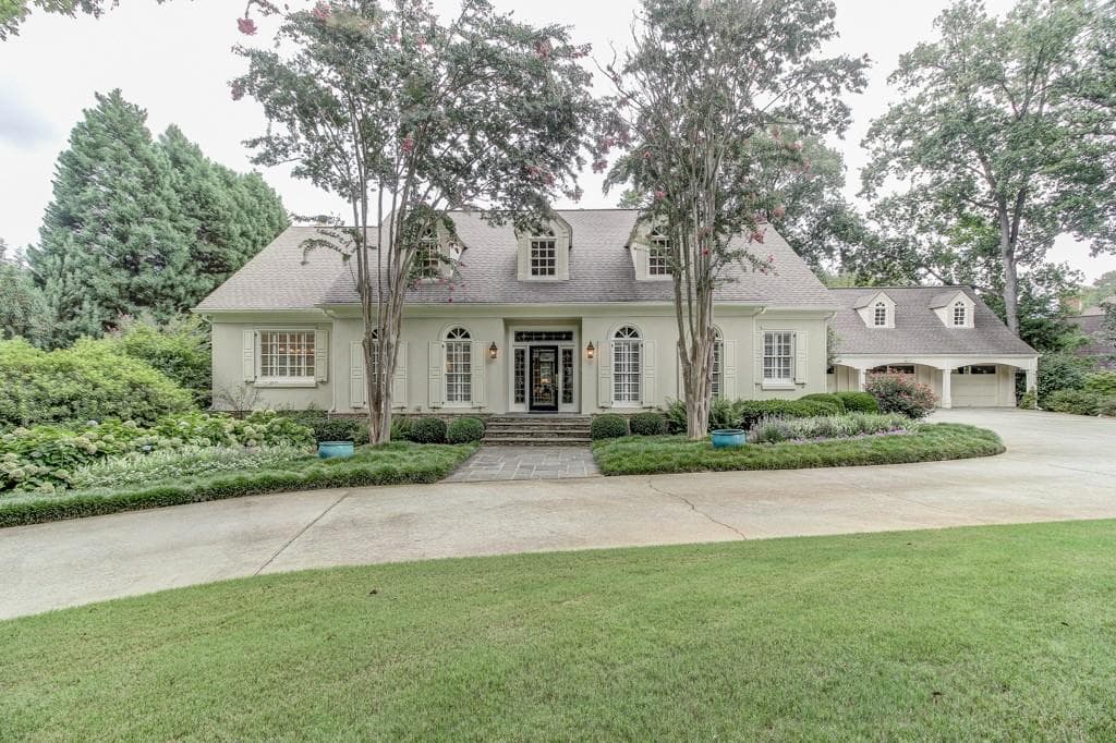 5 bedroom single family residence sold at 4999 Long Island Drive, Sandy Springs, GA 30327