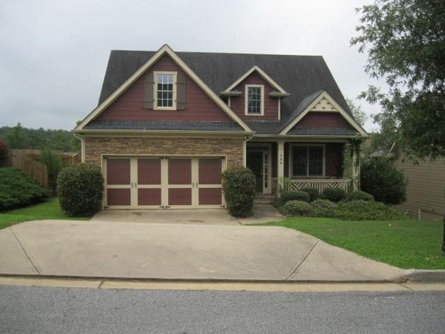 4 bedroom, 2,126 sq ft single family residence sold at 324 Cabinwood Trail, Canton, GA 30115