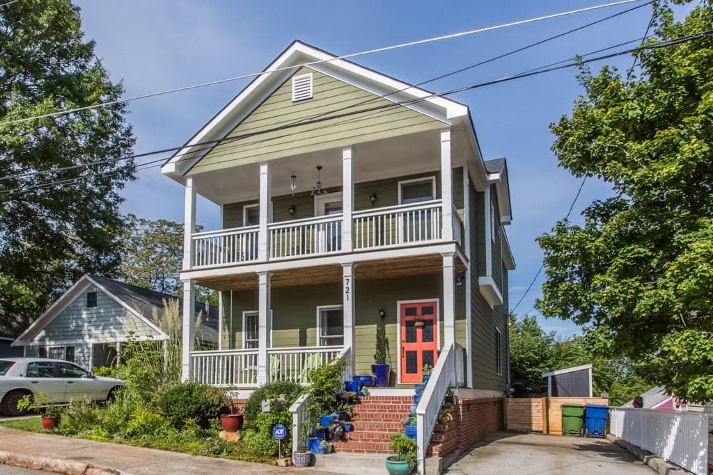3 bedroom, 1,638 sq ft single family residence sold at 721 Woodson Street, Atlanta, GA 30315
