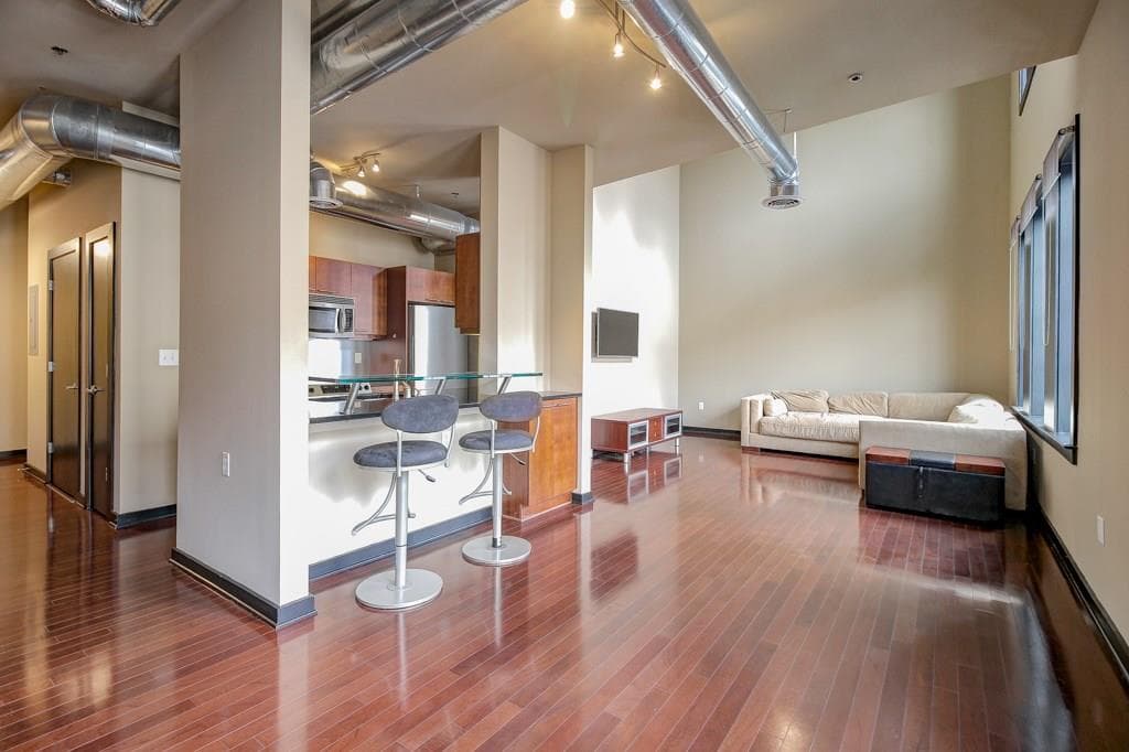 1 bedroom, 1,198 sq ft condominium sold at 232 19th Street 7319, Atlanta, GA 30363