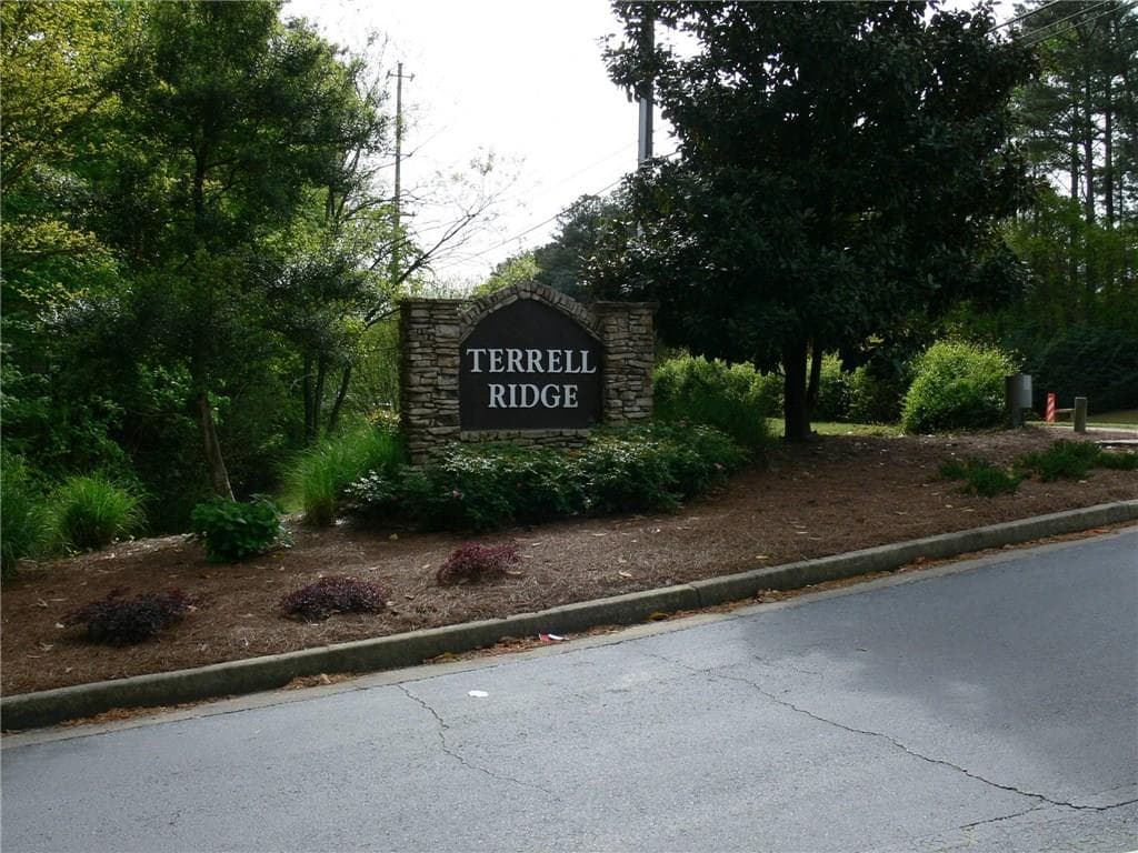 1687 Terrell Ridge Drive, Marietta, GA 30067 — most recent listing photo
