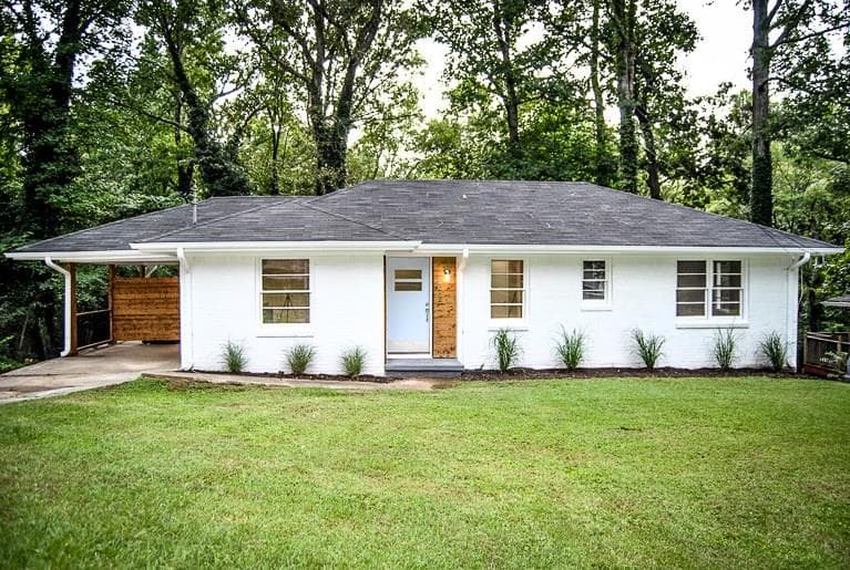 3 bedroom, 1,114 sq ft single family residence sold at 2615 Rockcliff Road, Atlanta, GA 30316