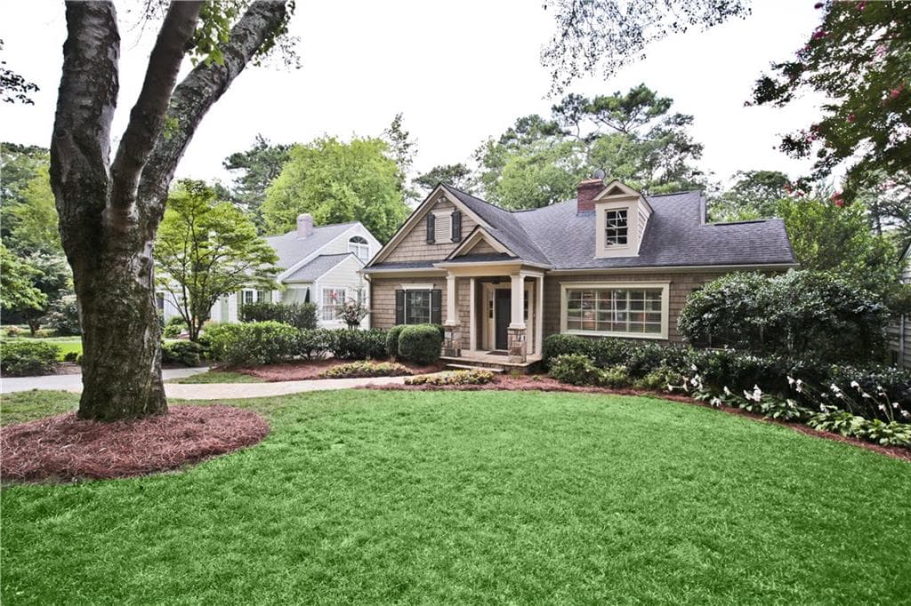 4 bedroom, 3,000 sq ft single family residence sold at 2214 Virginia Place, Atlanta, GA 30305