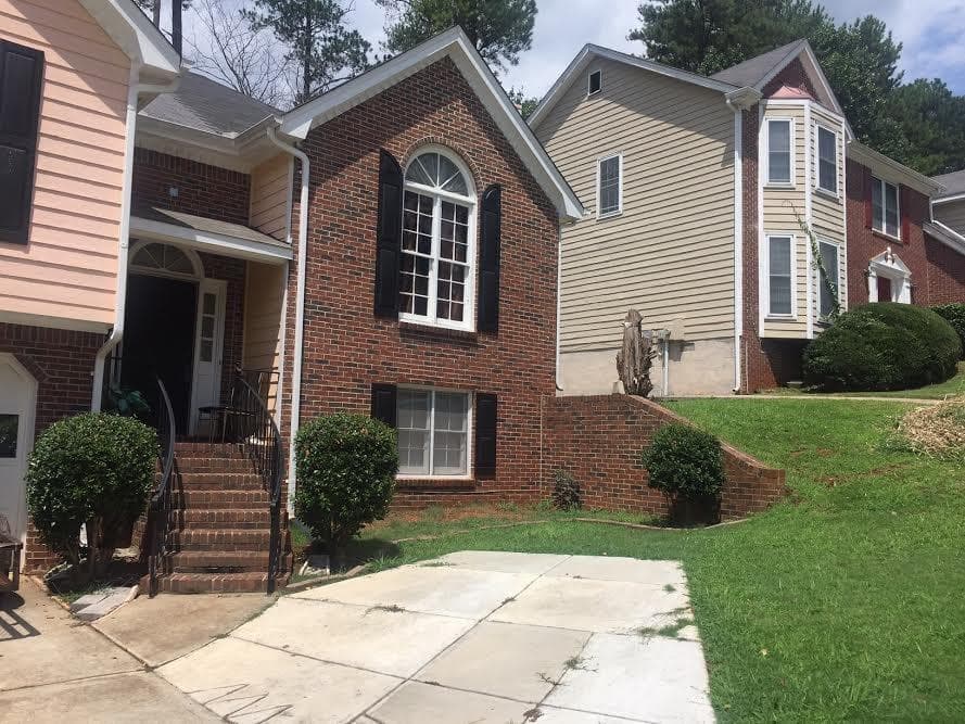 2925 Shady Woods Circle, Lawrenceville, GA 30044 — most recent listing photo