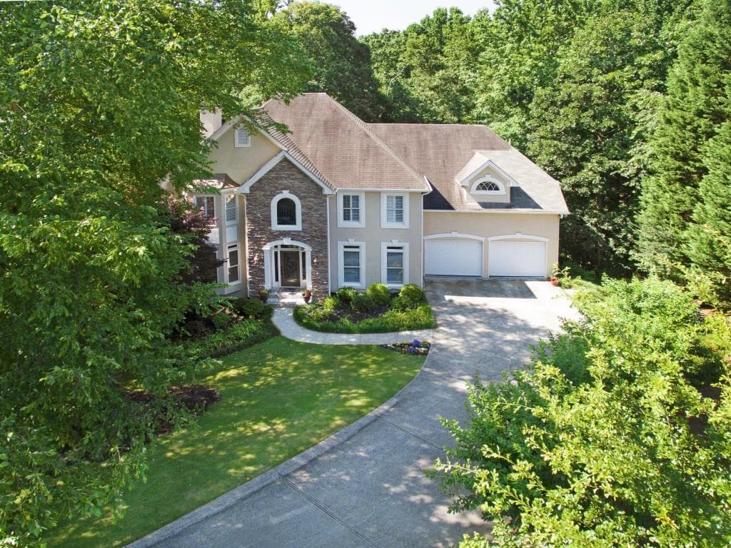 4 bedroom, 3,532 sq ft single family residence sold at 3533 Claridge Drive, Marietta, GA 30066