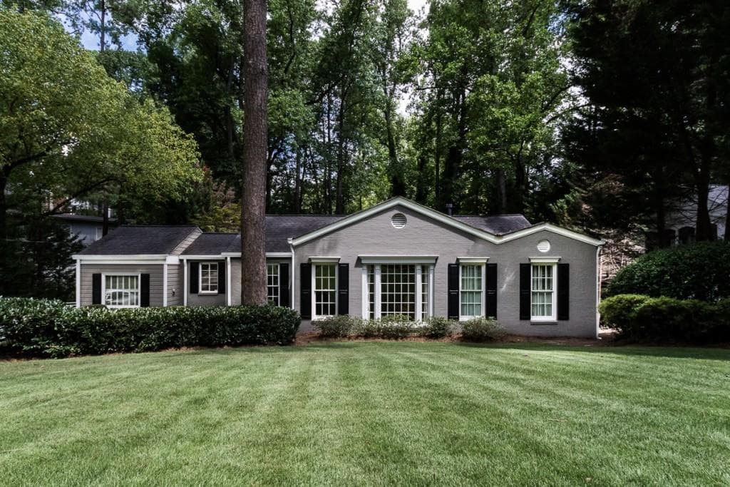 3 bedroom, 2,147 sq ft single family residence sold at 376 Allison Drive, Atlanta, GA 30342