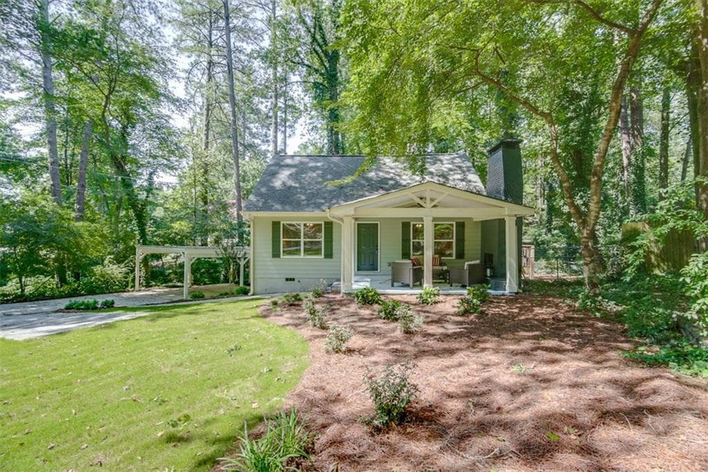 3 bedroom, 1,694 sq ft single family residence sold at 3207 Parkridge Crescent, Atlanta, GA 30341