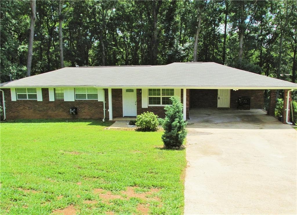 5925 N Bear Drive, Douglasville, GA 30135 — most recent listing photo