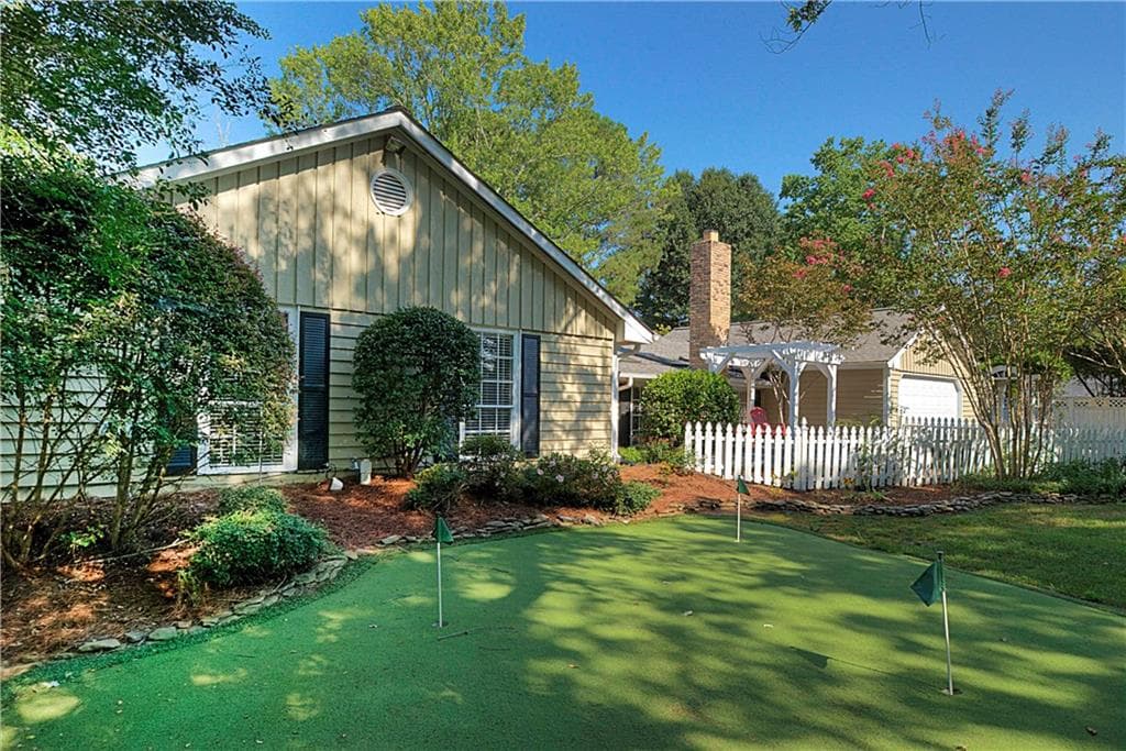 937 Indian Hills Parkway, Marietta, GA 30068 — most recent listing photo