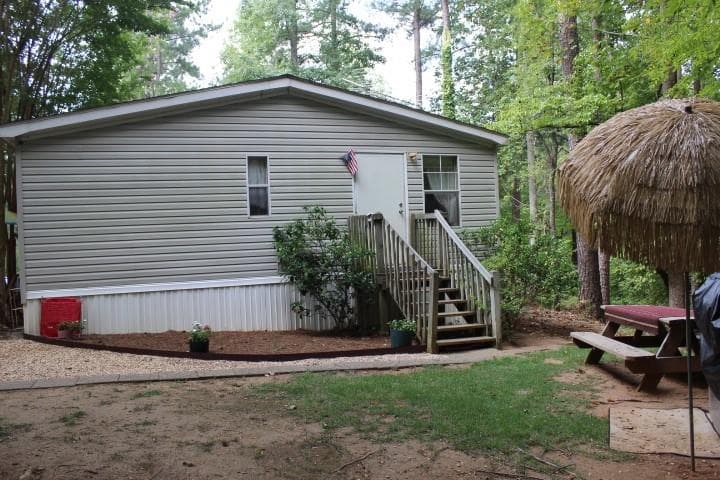 7368 Williams Road, Flowery Branch, GA 30542 — most recent listing photo