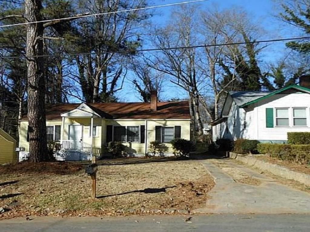 2 bedroom, 1,112 sq ft single family residence sold at 1759 N Olympian Way, Atlanta, GA 30310