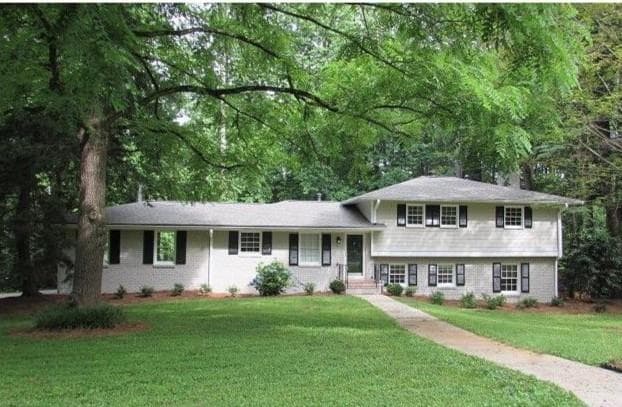 5 bedroom, 2,046 sq ft single family residence sold at 4450 Orleans Court, Dunwoody, GA 30338