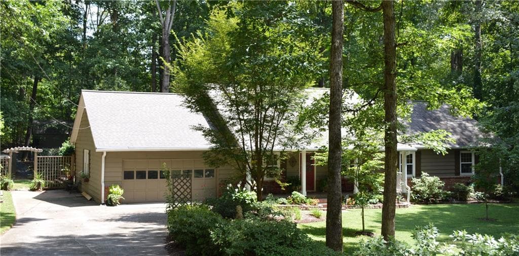 4028 Ayers Drive, Kennesaw, GA 30144 — most recent listing photo