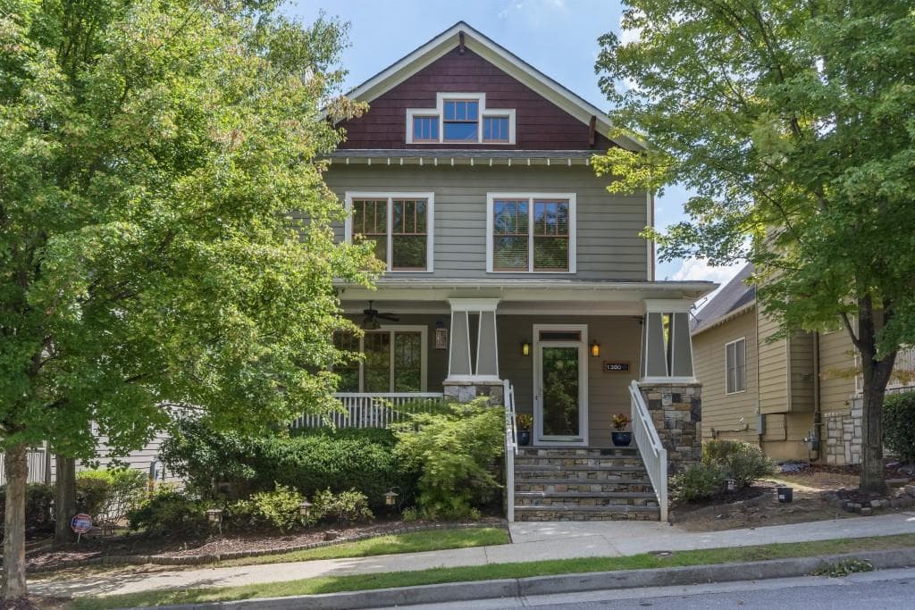 3 bedroom, 2,054 sq ft single family residence sold at 1360 Benteen Park Drive, Atlanta, GA 30315
